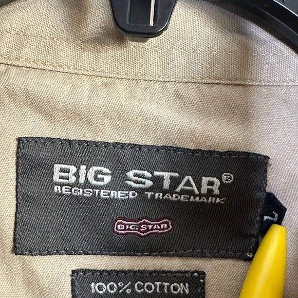 Big Star Mens 100% Cotton Tan Khaki Button Down Shirt Size Large - Picture 5 of 5